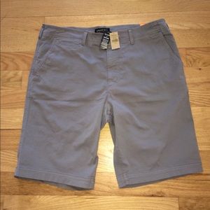 NWT - American Eagle Extreme Flex Cargo Shorts